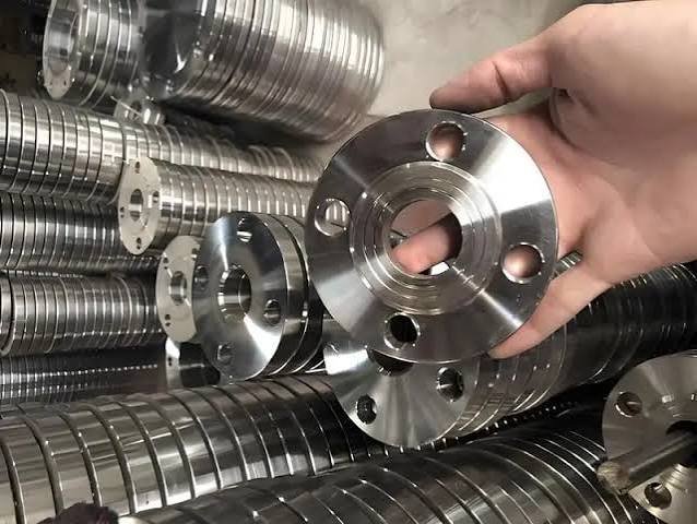 10 Questions You Must Ask Any Custom Stainless Steel Pipe Flange Manufacturer Before Placing an Order