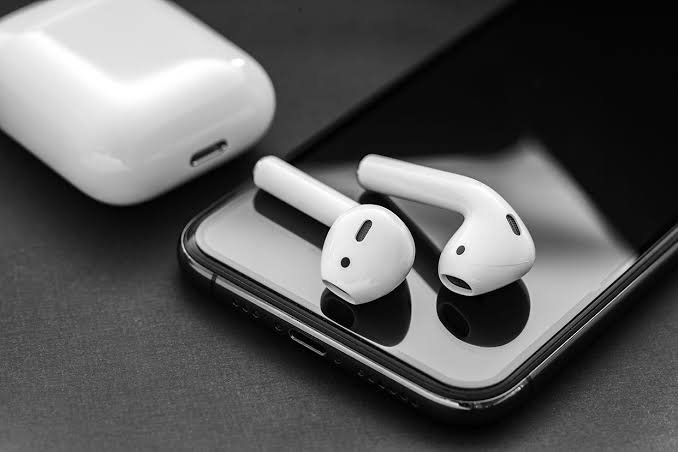 How to Make Your Earbuds Last Longer: Simple Care Tips